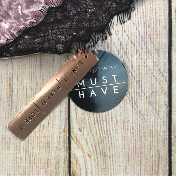 ALMOST FAMOUS Crushed velvet eyelash lace tank NWT - Picture 2 of 4